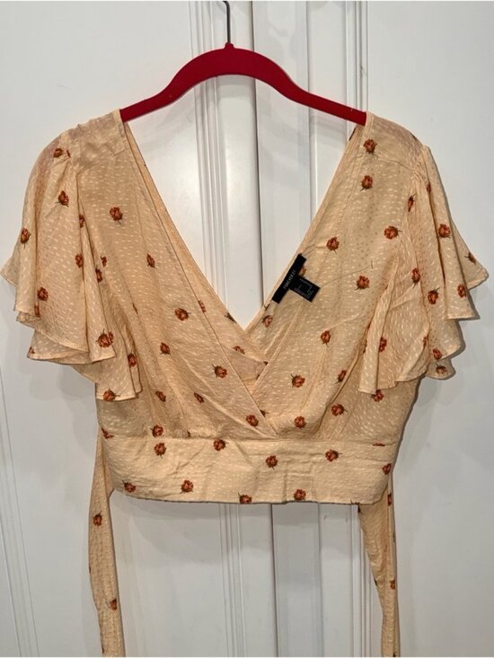 Tops - Beige Floral Wrap Crop Top